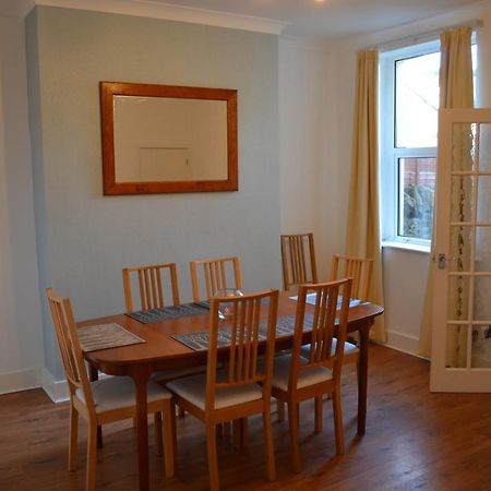 Entire 3 Bedroom House Near Caerphilly Station Extérieur photo